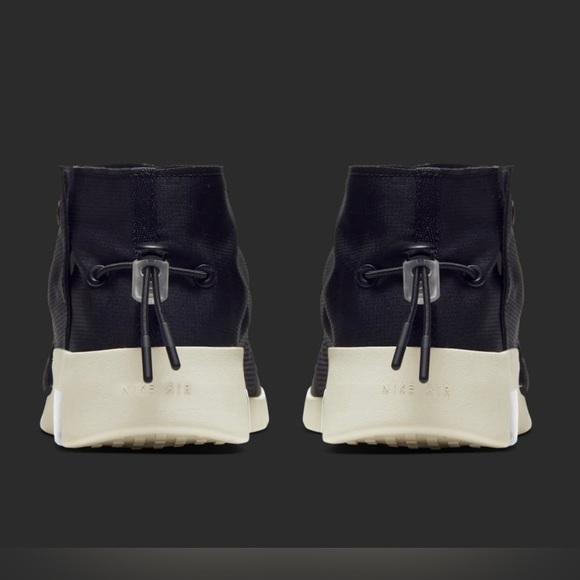 EUC Men’s Size 6.5/Women’s Size 8 Nike X Fear Of God Moccasin Sneakers In Black - Picture 6 of 15